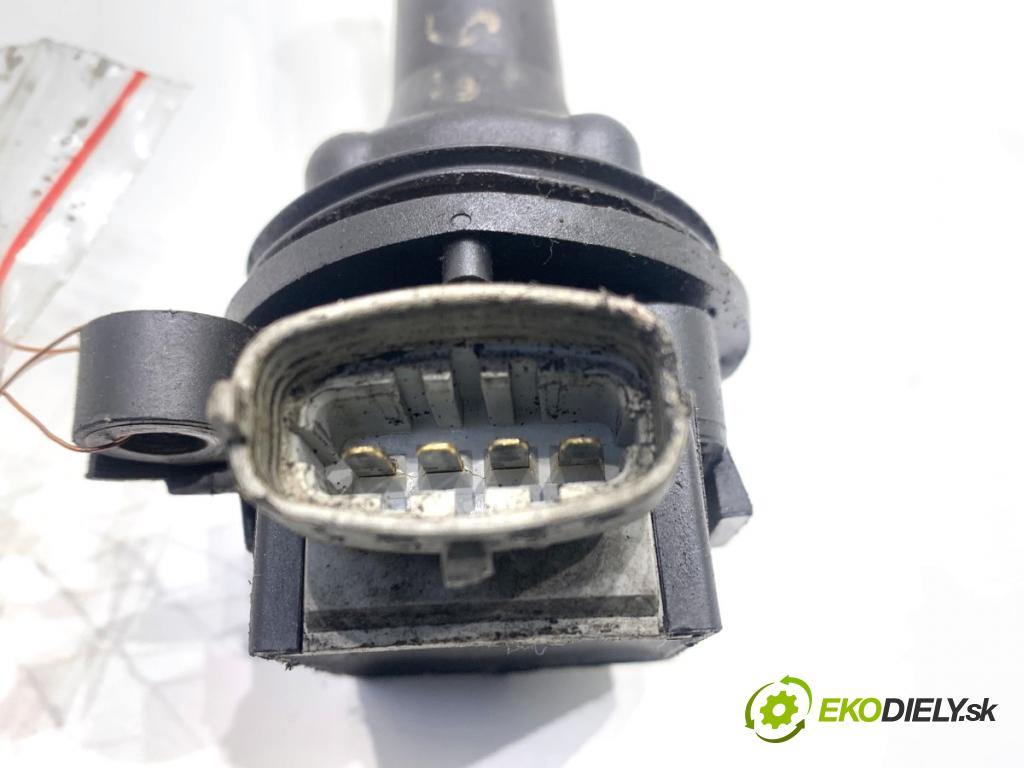 VOLVO V70 II Kombi 2001 147 kW 2.4 T 2435 Cievka zapaľovacia 30713417 (Zapaľovacia cievka)