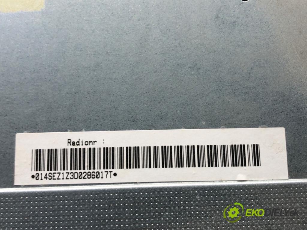 SEAT ALTEA nadwozie wielkoprzestrzenne (MPV) 2005 75 kW 1.6 1595 RADIO  (Audio zariadenie)