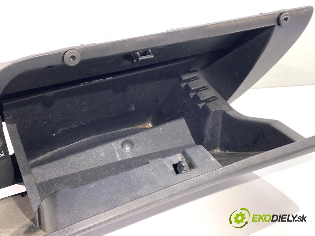 SEAT ALTEA nadwozie wielkoprzestrzenne (MPV) 2005 75 kW 1.6 1595 Priehradka, kastlík spolujazdca 5P1857103 (Priehradka (kastlík))