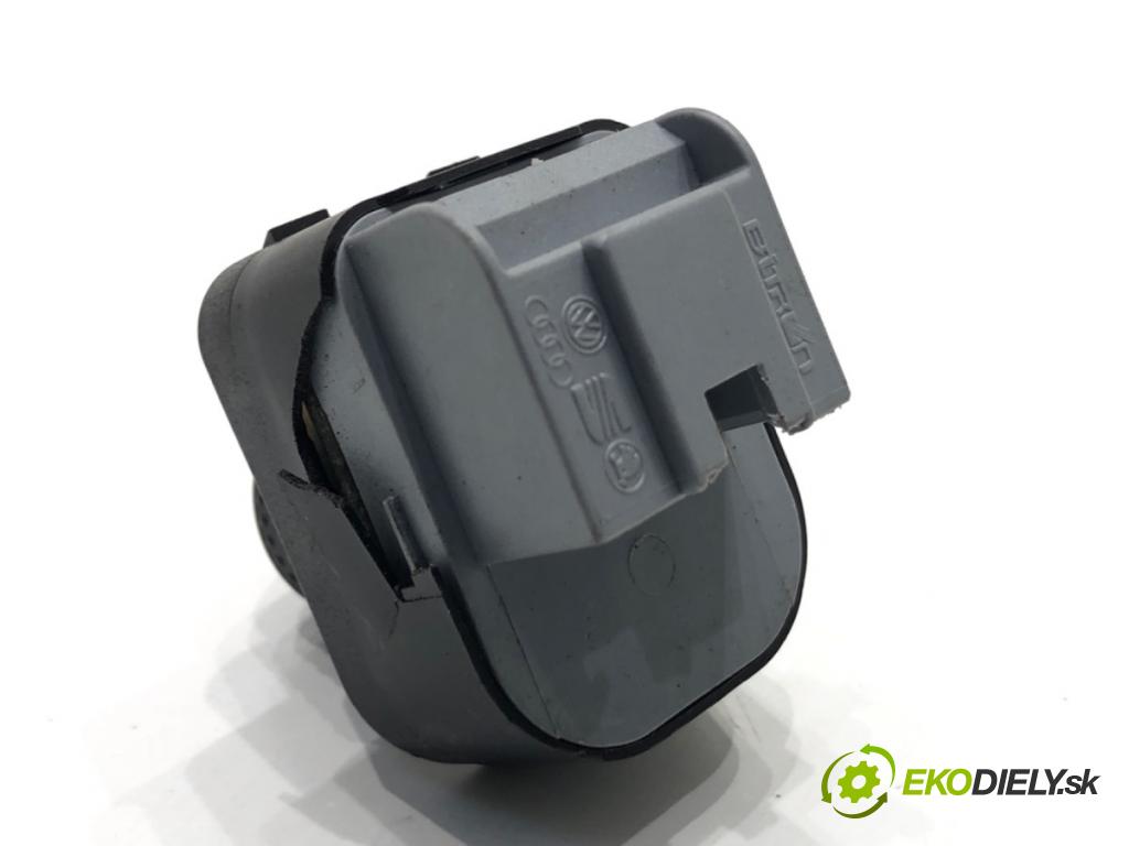 SEAT ALTEA nadwozie wielkoprzestrzenne (MPV) 2005 75 kW 1.6 1595 Prepínač nastavenia spätných zrkadiel 5P0959565 (Prepínacie páčky pod volantom)