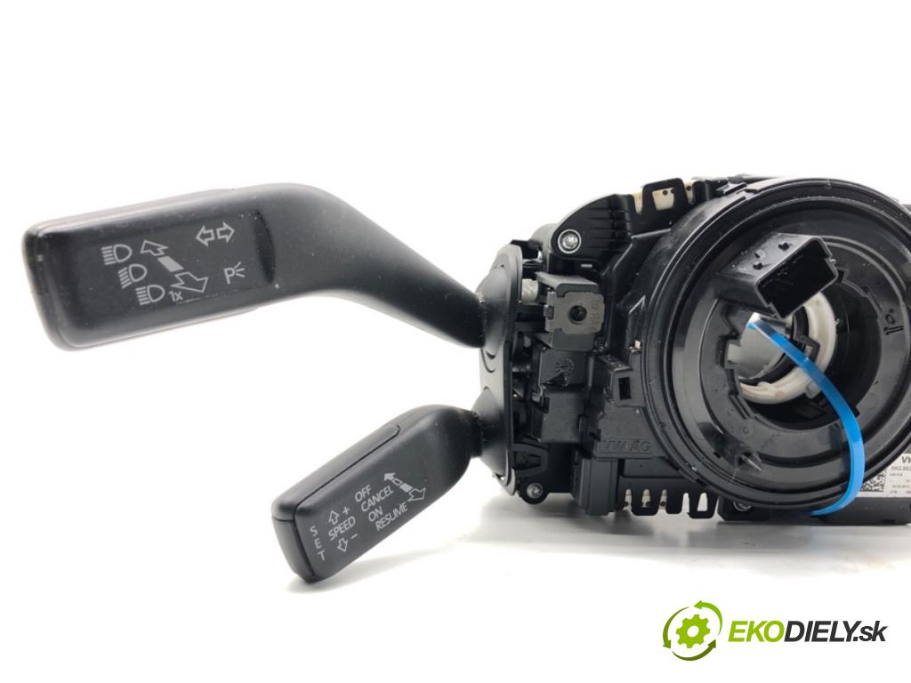 VW PASSAT B7 sedan 2013 103 kW 2.0 TDI 1968 Krúžok, slimák airbag 3C5953501BG 5K0953569T (Airbag)