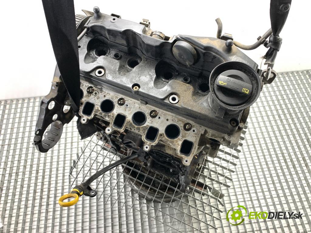 VW PASSAT B7 sedan 2013 103 kW 2.0 TDI 1968 motor CFF (Motor)