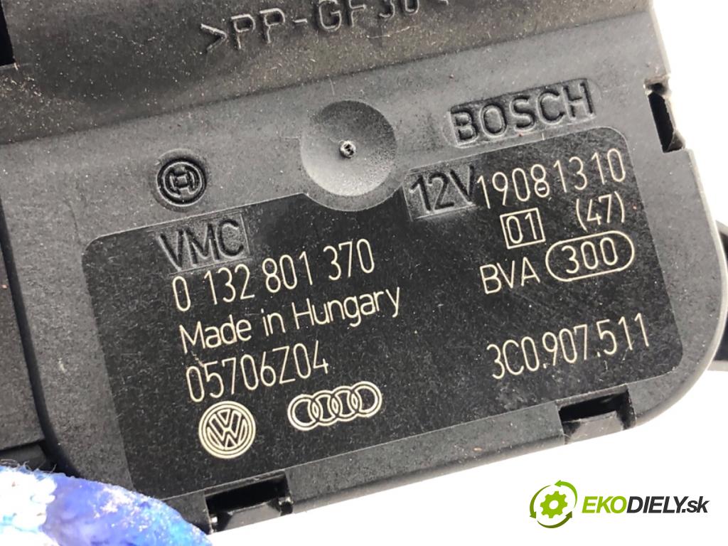 VW PASSAT B7 sedan 2013 103 kW 2.0 TDI 1968 Motor kúrenia 0132801370