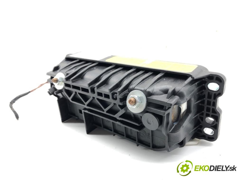 VW PASSAT B7 sedan 2013 103 kW 2.0 TDI 1968 AirBag spolujazdca 3AA880204B (Airbag)