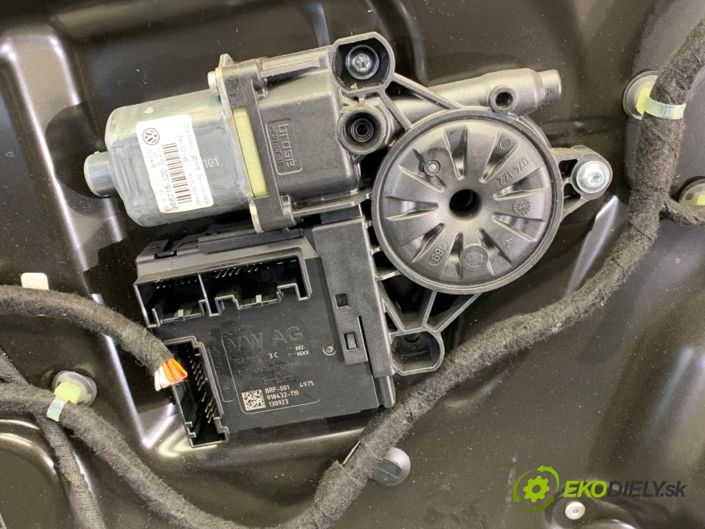 VW PASSAT B7 sedan 2013 103 kW 2.0 TDI 1968 Mechanizmus okna ľavy predný 3AA959701A 3C0959793C