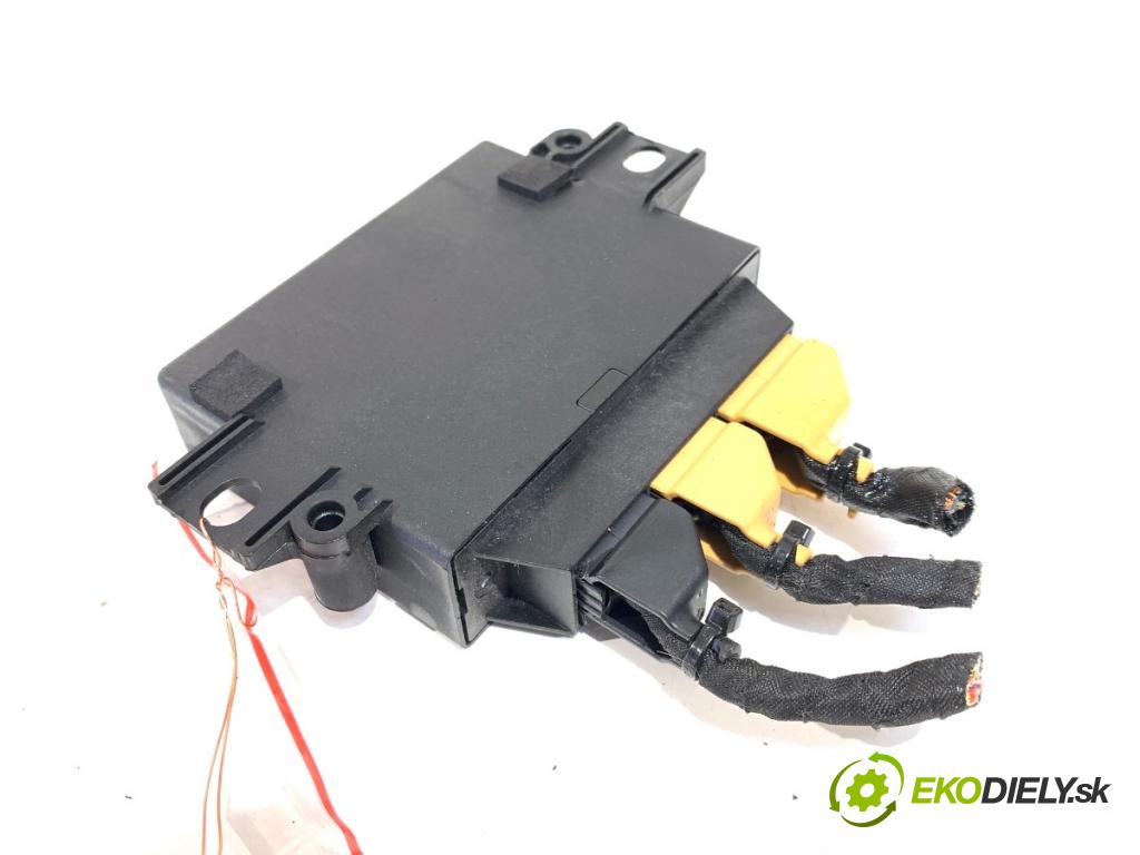 VW PASSAT B7 sedan 2013 103 kW 2.0 TDI 1968 Modul PDC 3AE919475C (Riadiaca jednotka ostatné)