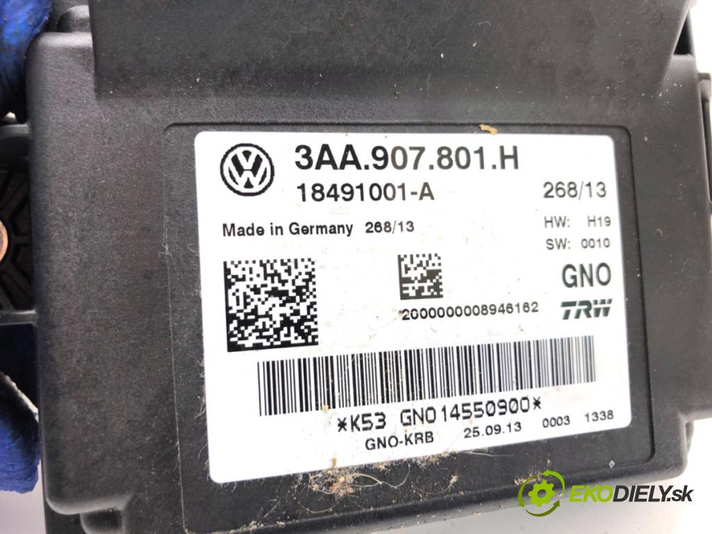 VW PASSAT B7 sedan 2013 103 kW 2.0 TDI 1968 modul brzdy ruční brzdy 3AA907801H