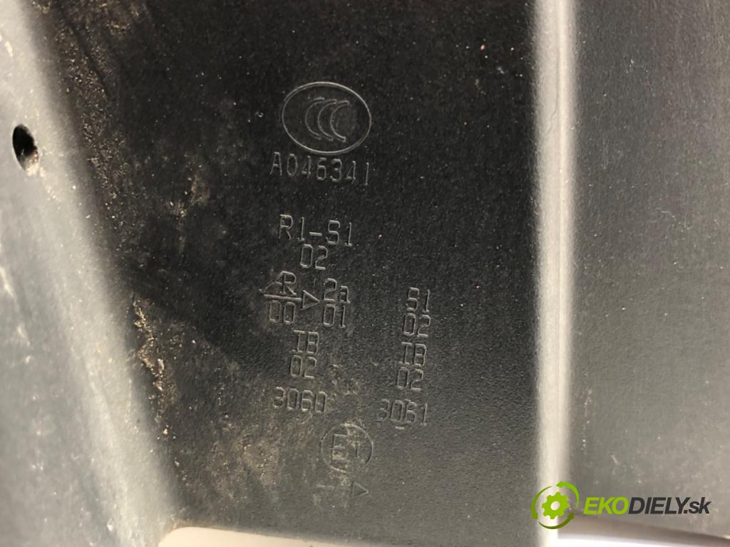 VW PASSAT B7 sedan 2013 103 kW 2.0 TDI 1968 Svetlo pravy zad 3AE945310