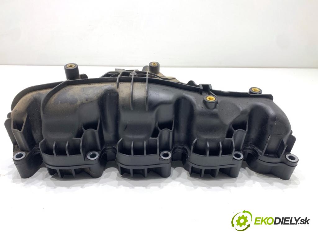 VW PASSAT B7 sedan 2013 103 kW 2.0 TDI 1968 Potrubie sacie, sanie  (Sacie potrubie)