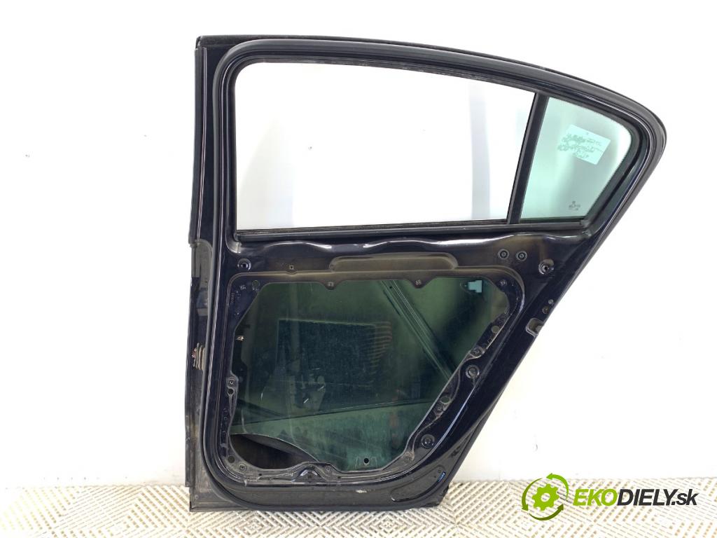 VW PASSAT B7 sedan 2013 103 kW 2.0 TDI 1968 Dvere pravy zad