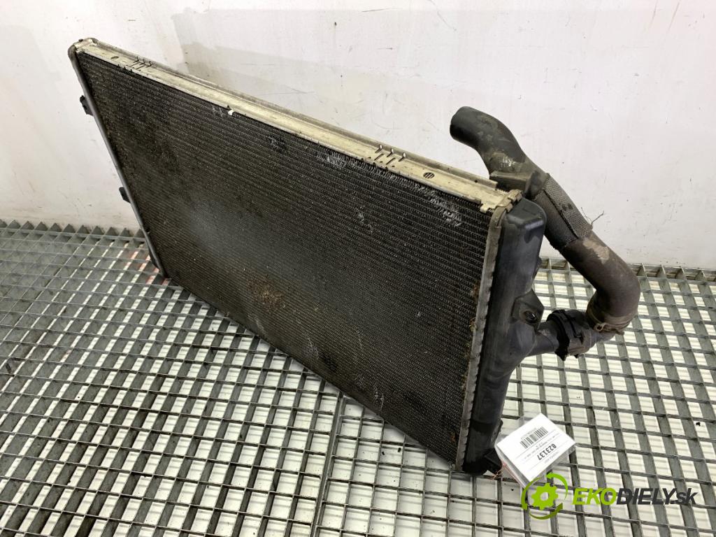 VW PASSAT B7 sedan 2013 103 kW 2.0 TDI 1968 chladič vody 3C0121253AR (Vodní chladič)