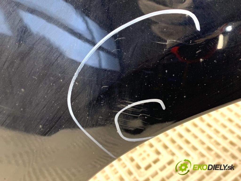 VW PASSAT B7 sedan 2013 103 kW 2.0 TDI 1968 blatník pravý přední část LC9X