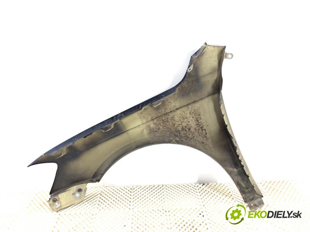 VW PASSAT B7 sedan 2013 103 kW 2.0 TDI 1968 blatník pravý přední část LC9X