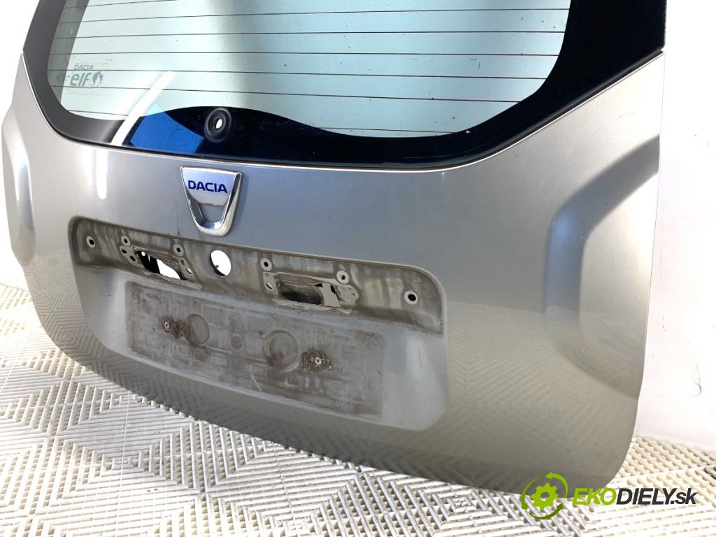 DACIA DUSTER SUV 2011 77 kW 1.6 16V 1598 kapota zadní část
