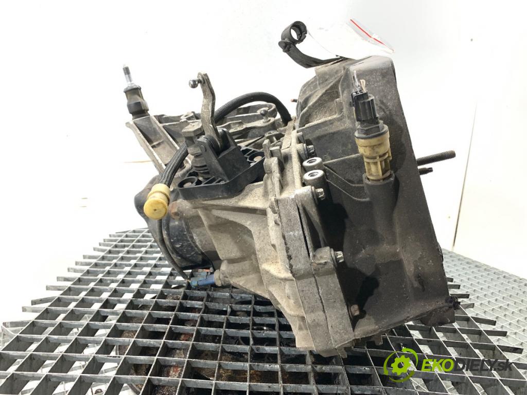 DACIA DUSTER SUV 2011 77 kW 1.6 16V 1598 Prevodovka JR5316 (Prevodovka)