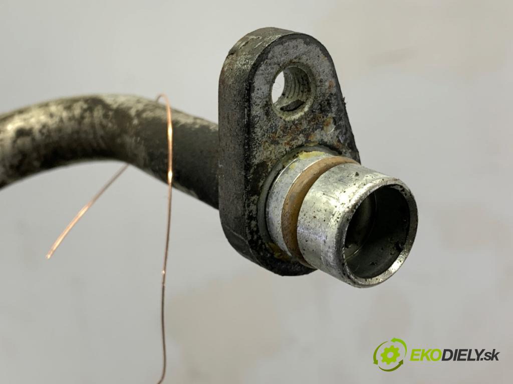 DACIA DUSTER SUV 2011 77 kW 1.6 16V 1598 rúrka klimatizace 924904582R (Trubka klimatizace)