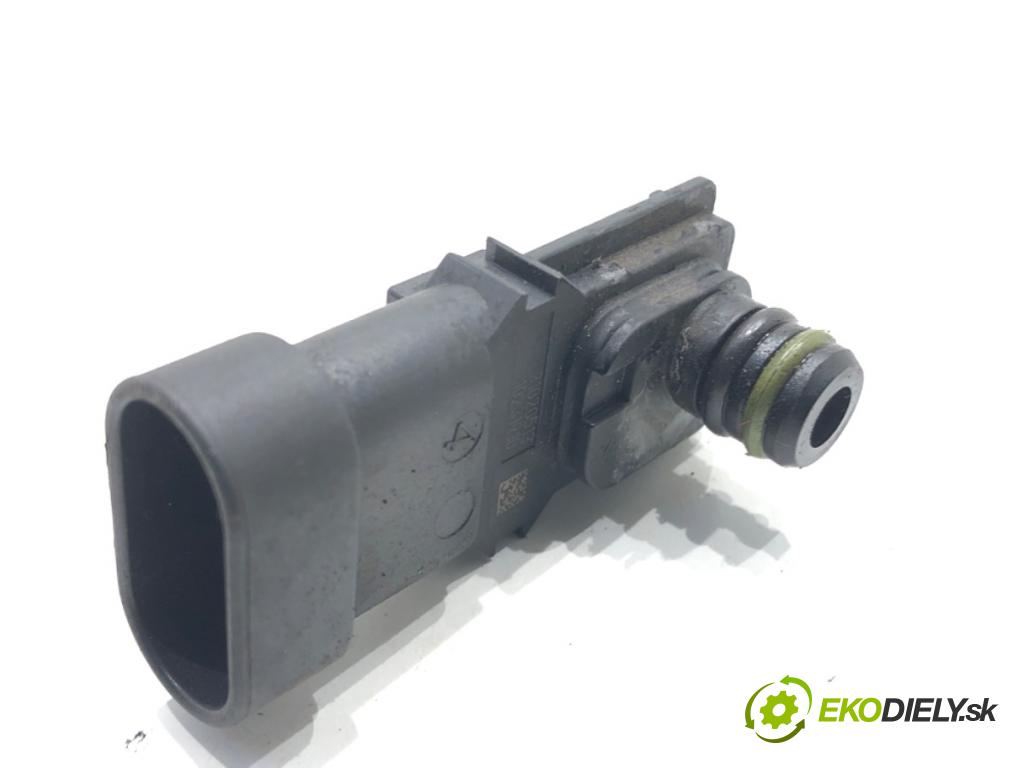 DACIA DUSTER SUV 2011 77 kW 1.6 16V 1598 Váha vzduchu 8200719629 (Váha vzduchu)