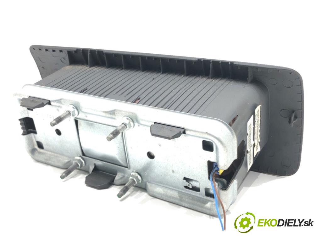 DACIA DUSTER SUV 2011 77 kW 1.6 16V 1598 AirBag spolujazdca 985250028R (Airbag)