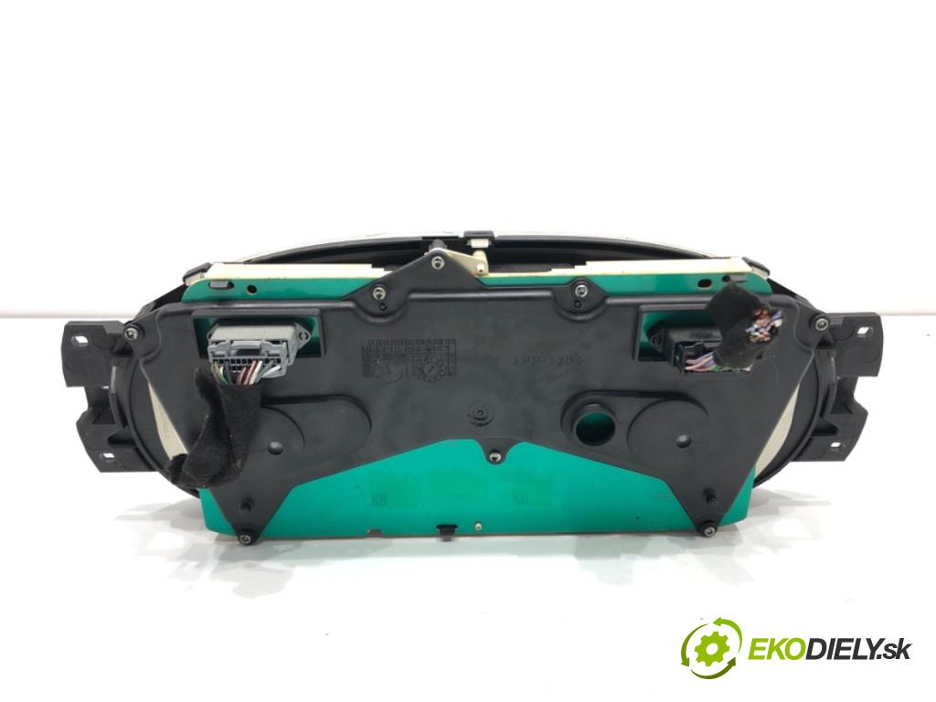 DACIA DUSTER SUV 2011 77 kW 1.6 16V 1598 Prístrojovka 21677499 (Prístrojová doska)