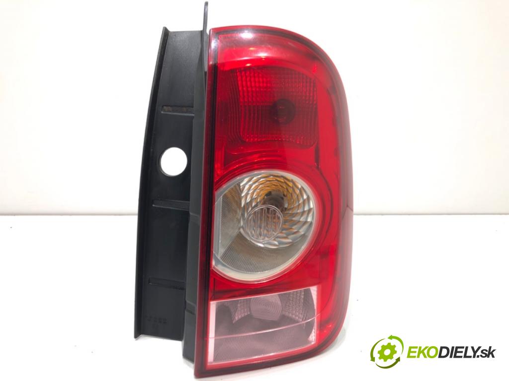 DACIA DUSTER SUV 2011 77 kW 1.6 16V 1598 Svetlo pravy zad 265500033R
