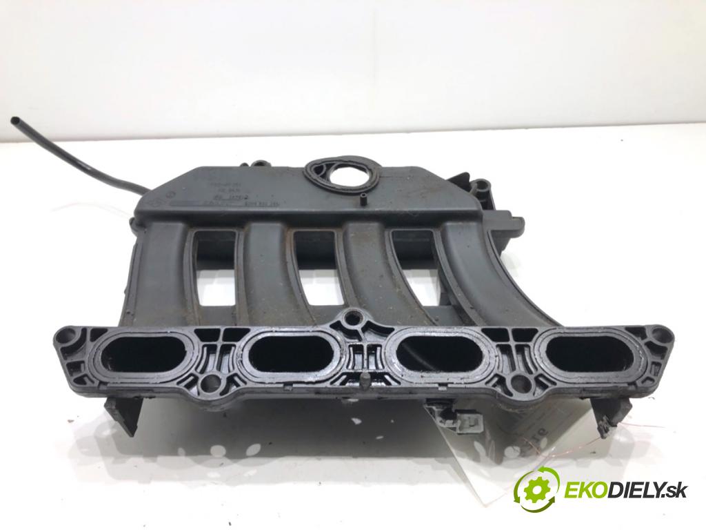 DACIA DUSTER SUV 2011 77 kW 1.6 16V 1598 potrubí sání 8200022251A (Sací potrubí)