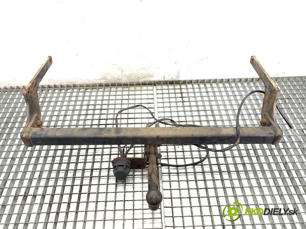 DACIA DUSTER SUV 2011 77 kW 1.6 16V 1598 Hák tažné zařízení  (Tažné zařízení)