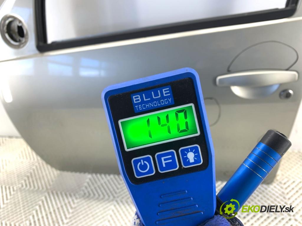 DACIA DUSTER SUV 2011 77 kW 1.6 16V 1598 dveře levý přední část