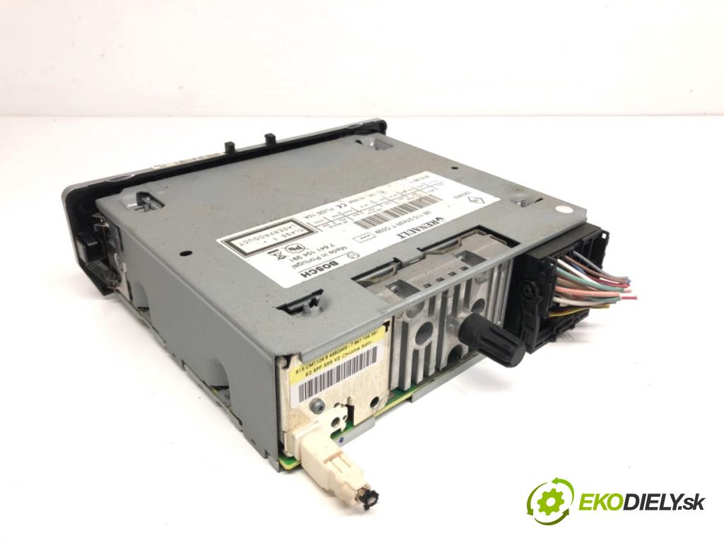 RENAULT MEGANE III Kombi 2011 81 kW 1.6 16V (KZ0U, KZ1B, KZ1U) 1598 RADIO 281150743R (Audio zariadenie)