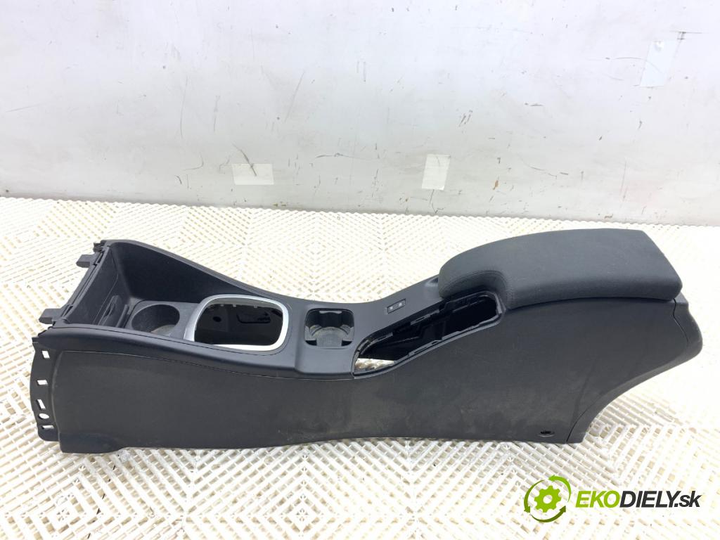 RENAULT MEGANE III Kombi 2011 81 kW 1.6 16V (KZ0U, KZ1B, KZ1U) 1598 Tunel stredový  (Stredový tunel)