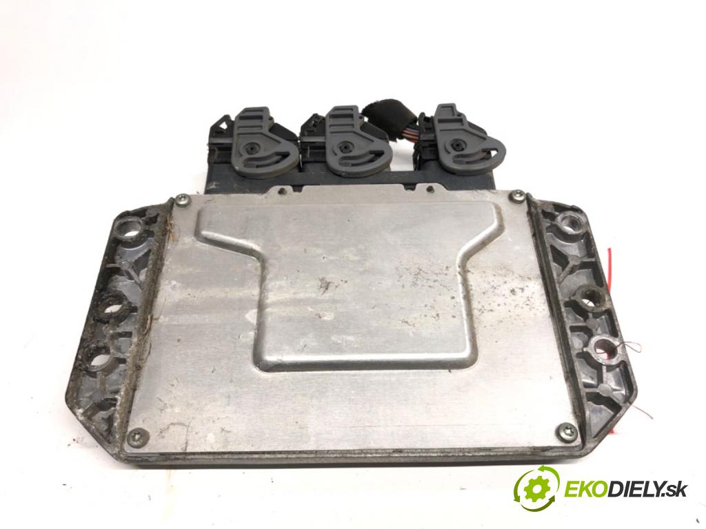 RENAULT MEGANE III Kombi 2011 81 kW 1.6 16V (KZ0U, KZ1B, KZ1U) 1598 riadiaca jednotka Motor 237101353R (Riadiaca jednotka)