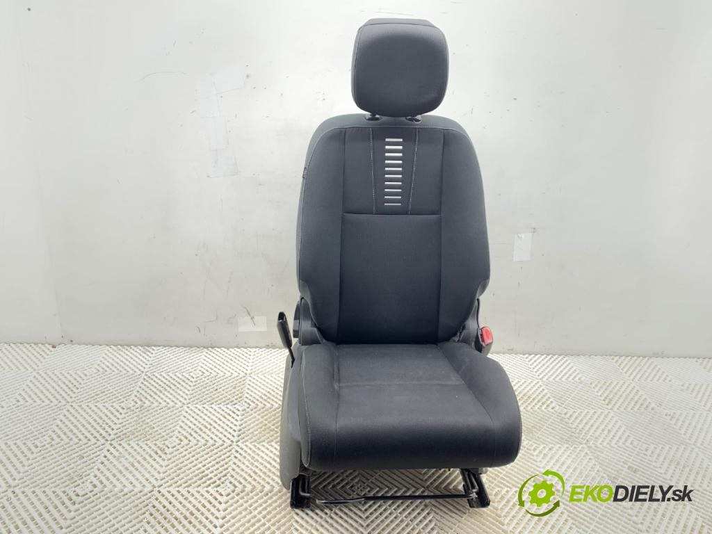 RENAULT MEGANE III Kombi 2011 81 kW 1.6 16V (KZ0U, KZ1B, KZ1U) 1598 Sedadlo pravy predný 