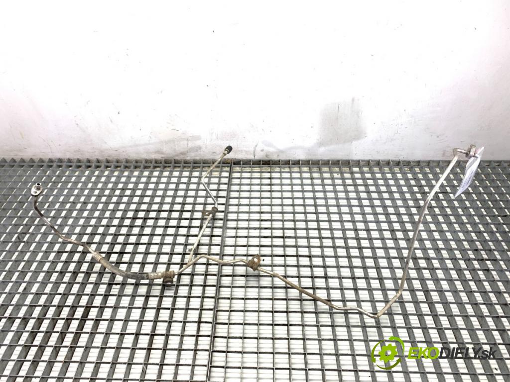 RENAULT MEGANE III Kombi 2011 81 kW 1.6 16V (KZ0U, KZ1B, KZ1U) 1598 rúrka klimatizace 924408507R (Trubka klimatizace)