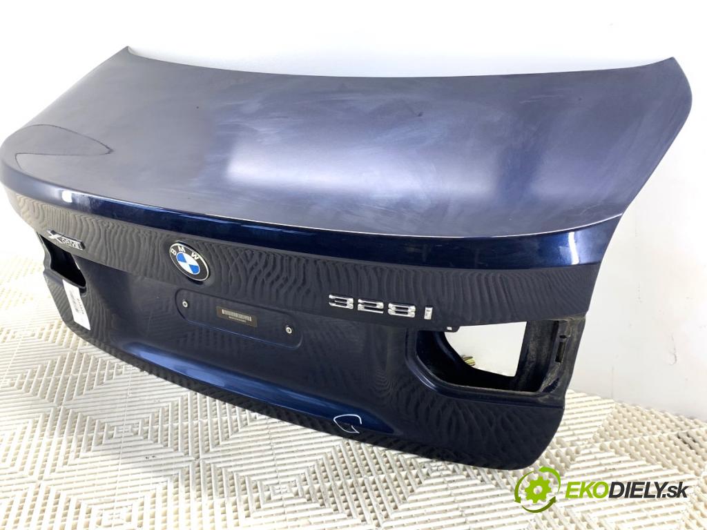 BMW F30 sedan 2015 180 kW 328 i xDrive 1997 kapota zad A89