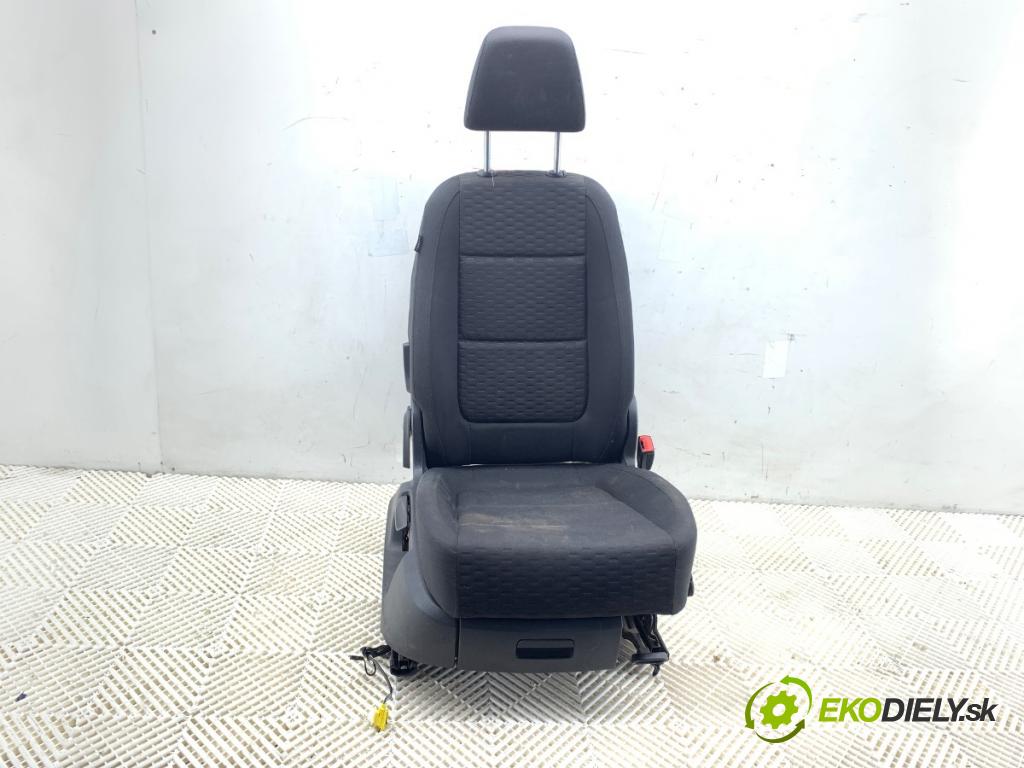 VW TIGUAN SUV 2008 103 kW 2.0 TDI 4motion 1968 Sedadlo pravy predný 