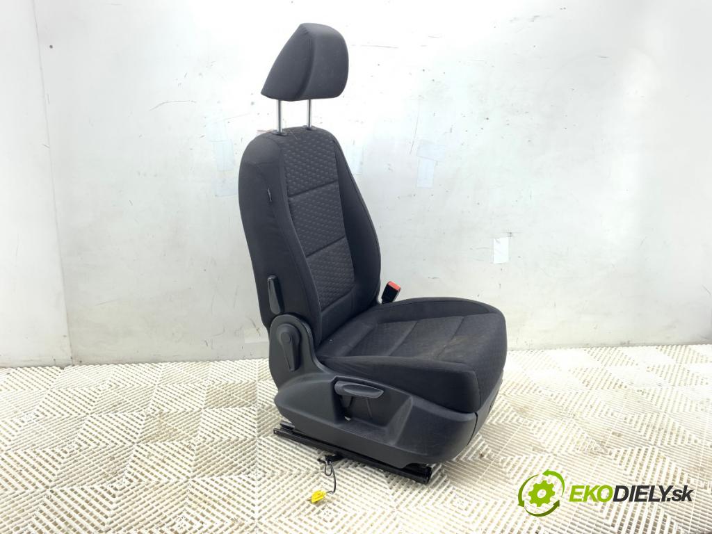 VW TIGUAN SUV 2008 103 kW 2.0 TDI 4motion 1968 Sedadlo pravy predný