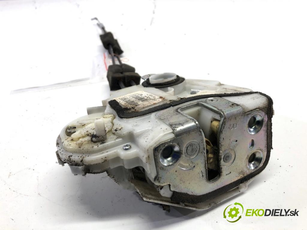 HONDA CR-V III SUV 2008 103 kW 2.2 i-CTDi 4WD (RE6) 2204 zámok Dvere pravy zad 