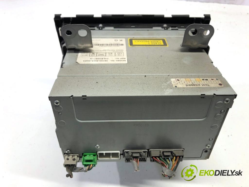 HONDA CR-V III SUV 2008 103 kW 2.2 i-CTDi 4WD (RE6) 2204 RADIO 39100-SWA-G203 (Audio zariadenie)