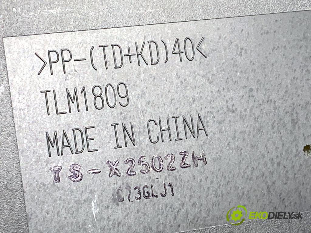 HONDA CR-V III SUV 2008 103 kW 2.2 i-CTDi 4WD (RE6) 2204 subwoofer TLM1809 (Audio zariadenie)