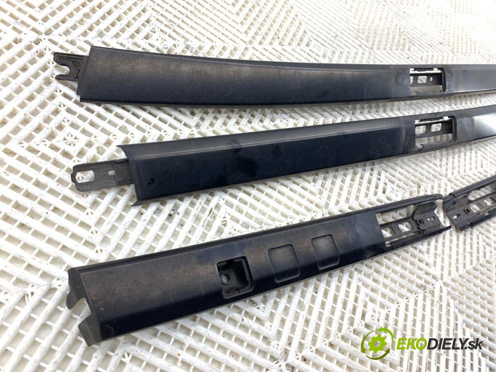 HONDA CR-V III SUV 2008 103 kW 2.2 i-CTDi 4WD (RE6) 2204 zábradlí: STŘECHA