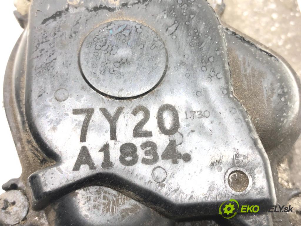 HONDA CR-V III SUV 2008 103 kW 2.2 i-CTDi 4WD (RE6) 2204 Mechanizmus stieračov predný  (Motorček stieračov predný)