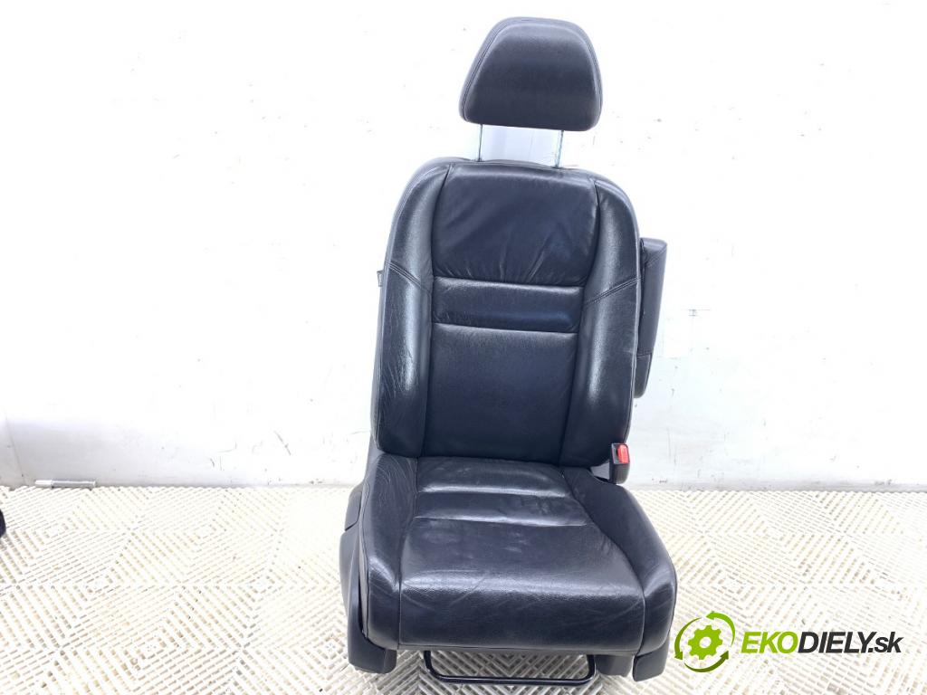 HONDA CR-V III SUV 2008 103 kW 2.2 i-CTDi 4WD (RE6) 2204 Sedadlo pravy predný 
