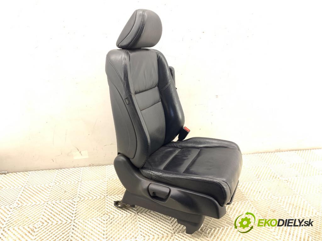 HONDA CR-V III SUV 2008 103 kW 2.2 i-CTDi 4WD (RE6) 2204 Sedadlo pravy predný