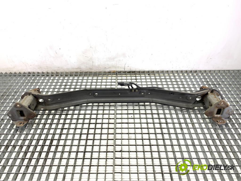 HONDA CR-V III SUV 2008 103 kW 2.2 i-CTDi 4WD (RE6) 2204 Výstuha nárazníka predný  (Výstuha predná)