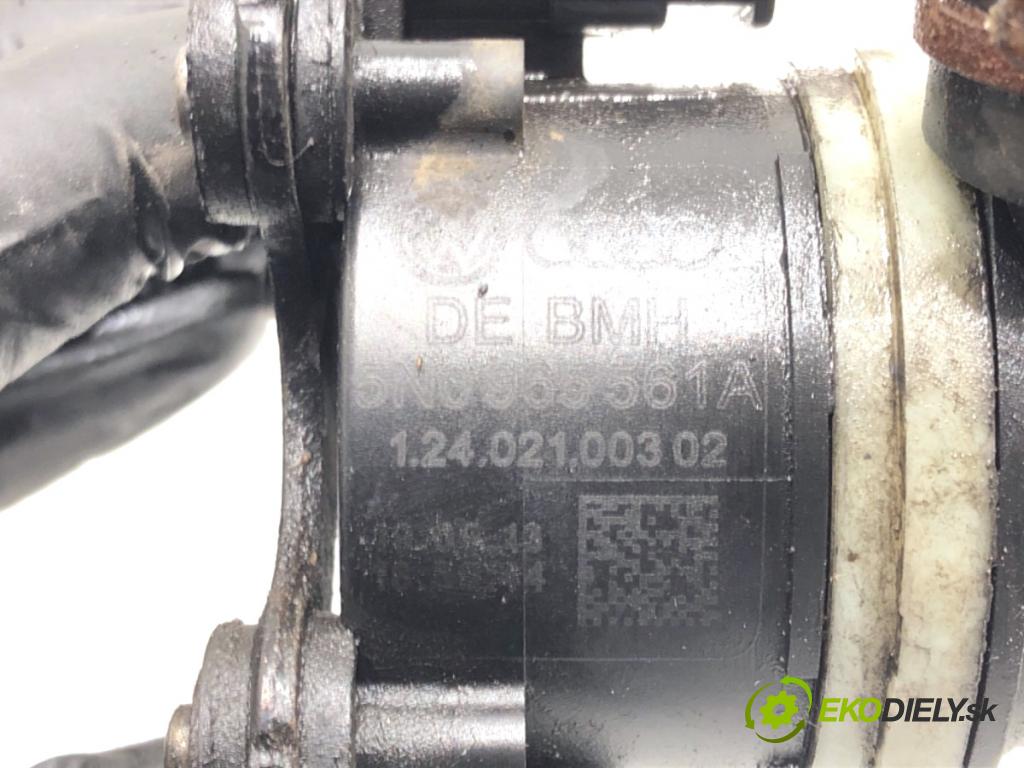 VW PASSAT B7 sedan 2013 103 kW 2.0 TDI 1968 DALŠÍ: Pumpa vody 5N0965561A (Vodná pumpa)