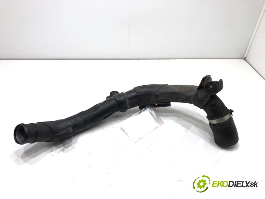 VW PASSAT B7 sedan 2013 103 kW 2.0 TDI 1968 Rúra vzduchu intercoolera 5N0145840K