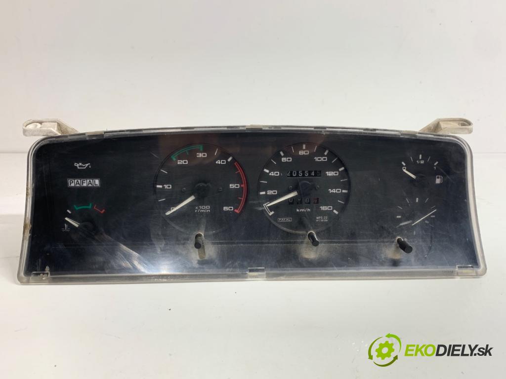 DAEWOO LUBLIN II Skrzynia 1996 64 kW 2.4 TD 2417 Prístrojovka  (Prístrojová doska)