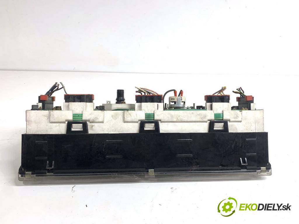 DAEWOO LUBLIN II Skrzynia 1996 64 kW 2.4 TD 2417 Prístrojovka  (Prístrojová doska)