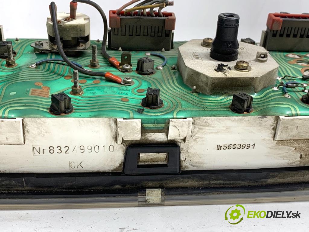 DAEWOO LUBLIN II Skrzynia 1996 64 kW 2.4 TD 2417 Prístrojovka  (Prístrojová doska)