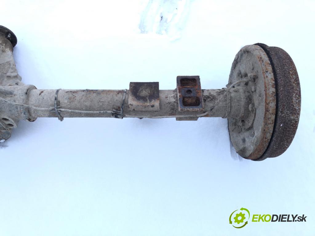 DAEWOO LUBLIN II Skrzynia 1996 64 kW 2.4 TD 2417 Most diferenciál zadní část