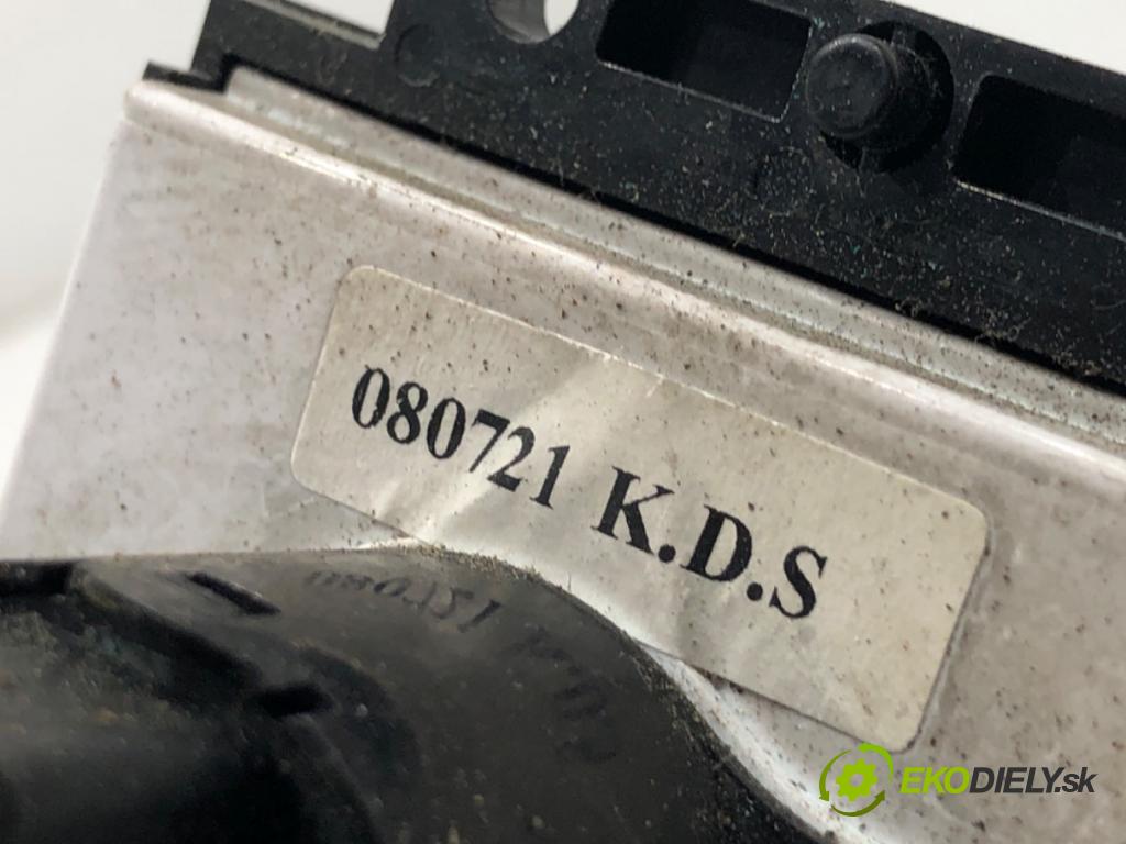 DAEWOO LUBLIN II Skrzynia 1996 64 kW 2.4 TD 2417 Panel ovládaní topení  (Páčky pod volantem)